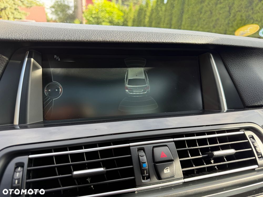BMW Seria 5 520d Luxury Line - 26