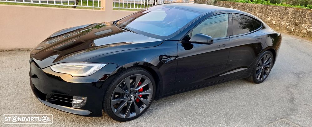 Tesla Model S Performance Ludicrous AWD - 36