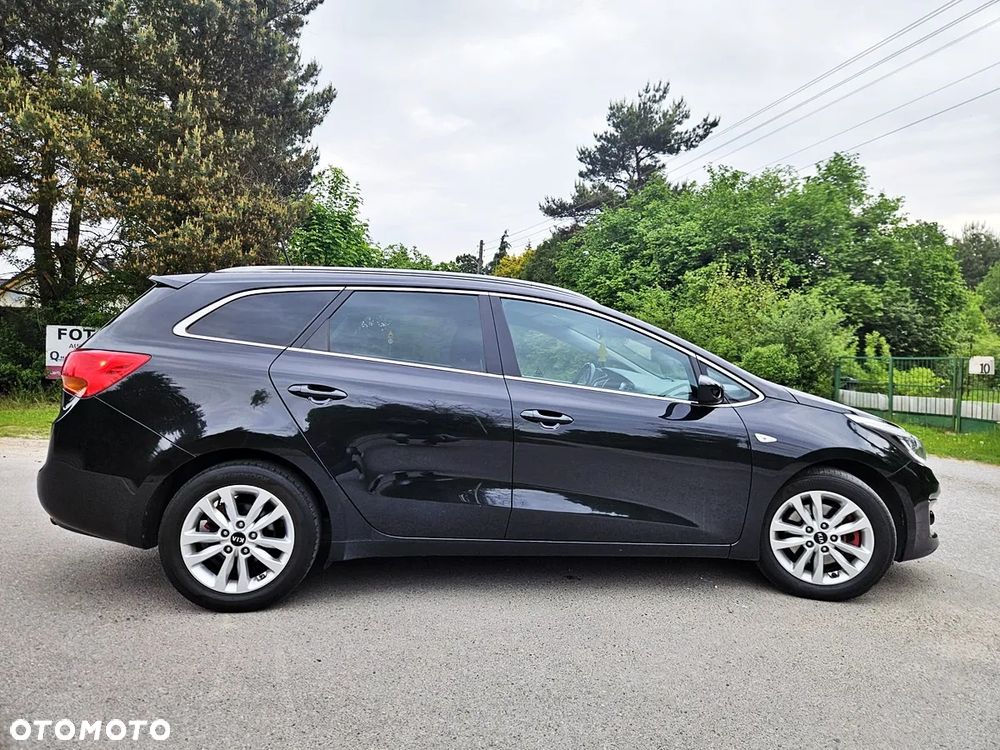 Kia Ceed 1.6 CRDi 136 ISG Spirit - 8