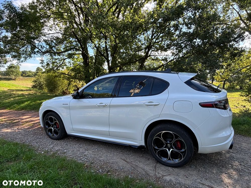 Alfa Romeo Stelvio - 9