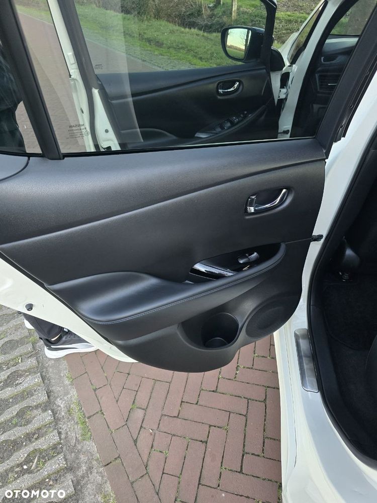 Nissan Leaf 40kWh N-Connecta - 16