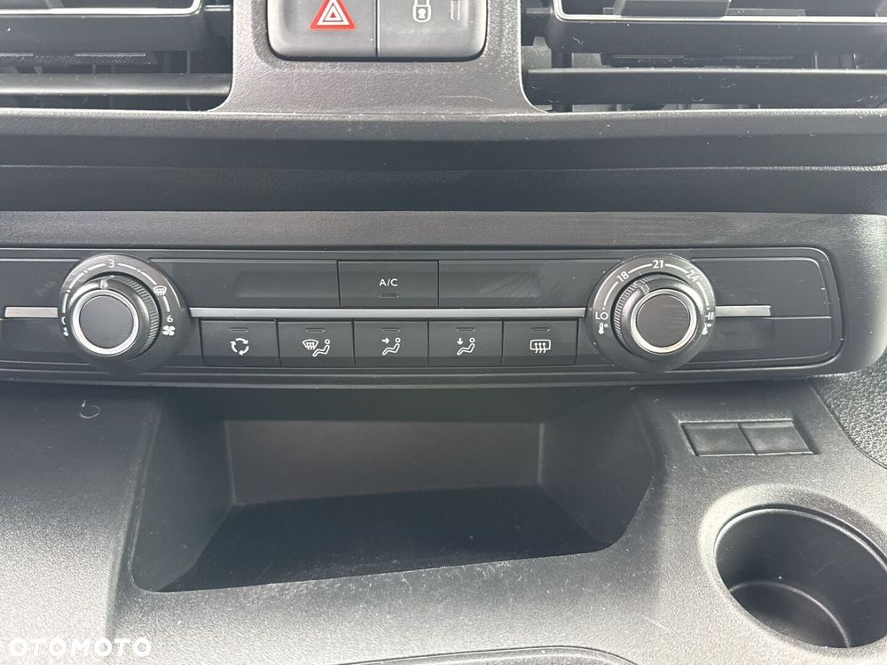 Toyota Proace City Verso Long 1.5 D-4D Business - 24