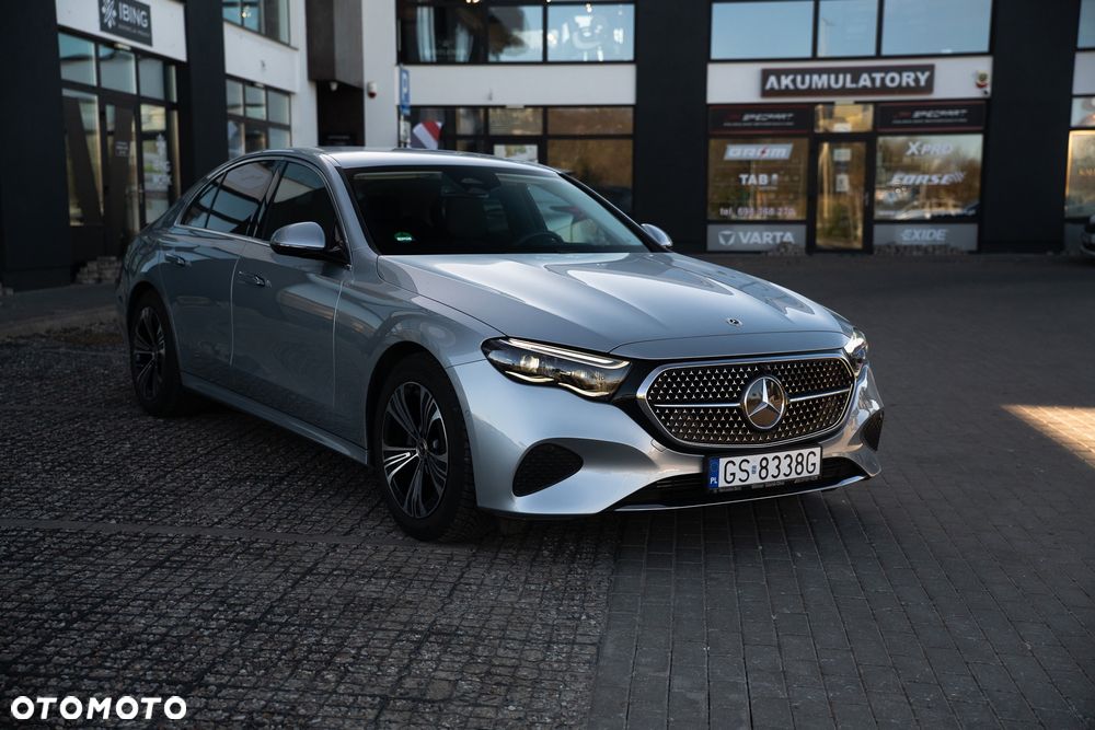 Mercedes-Benz Klasa E 220 d mHEV Avantgarde 9G-Tronic - 2