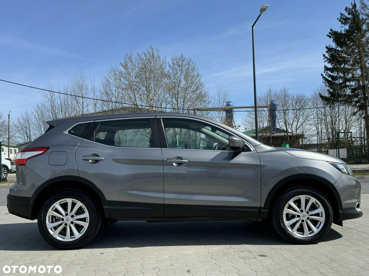 Nissan Qashqai - 13