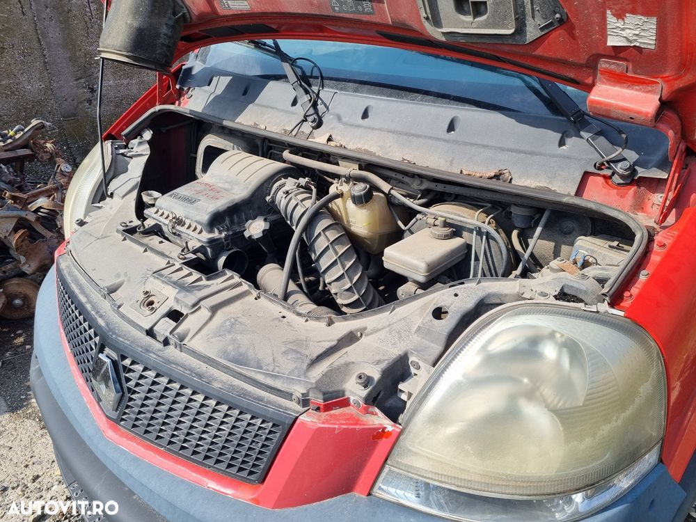 Dezmembrari  Renault MASCOTT  2000  > 2013 3.0 DCi Motorina - 4