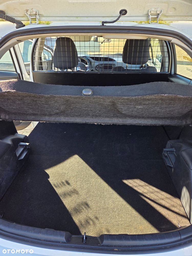 Toyota Yaris 1.0 Active - 5