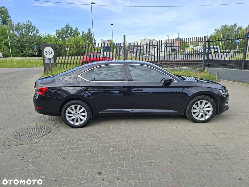 Skoda Superb 2.0 TSI L&K DSG - 14