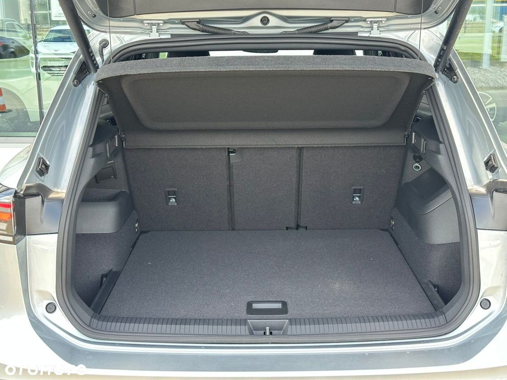 Volkswagen Tiguan - 8