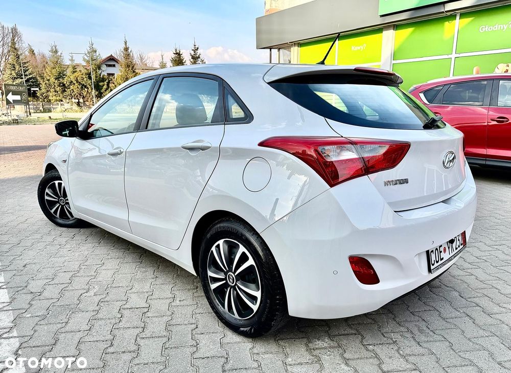 Hyundai i30 1.4 Premium - 19