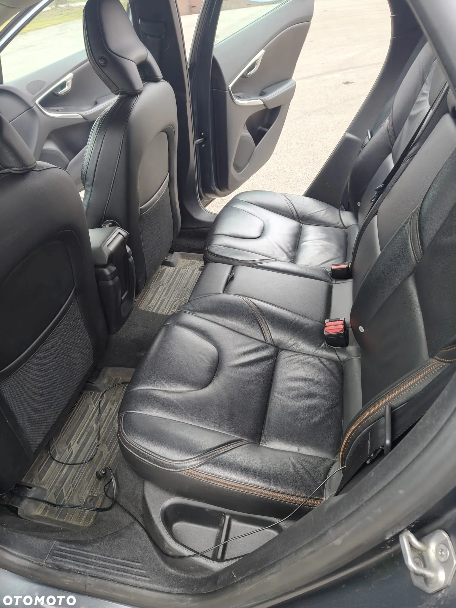Volvo V40 D3 Momentum - 21