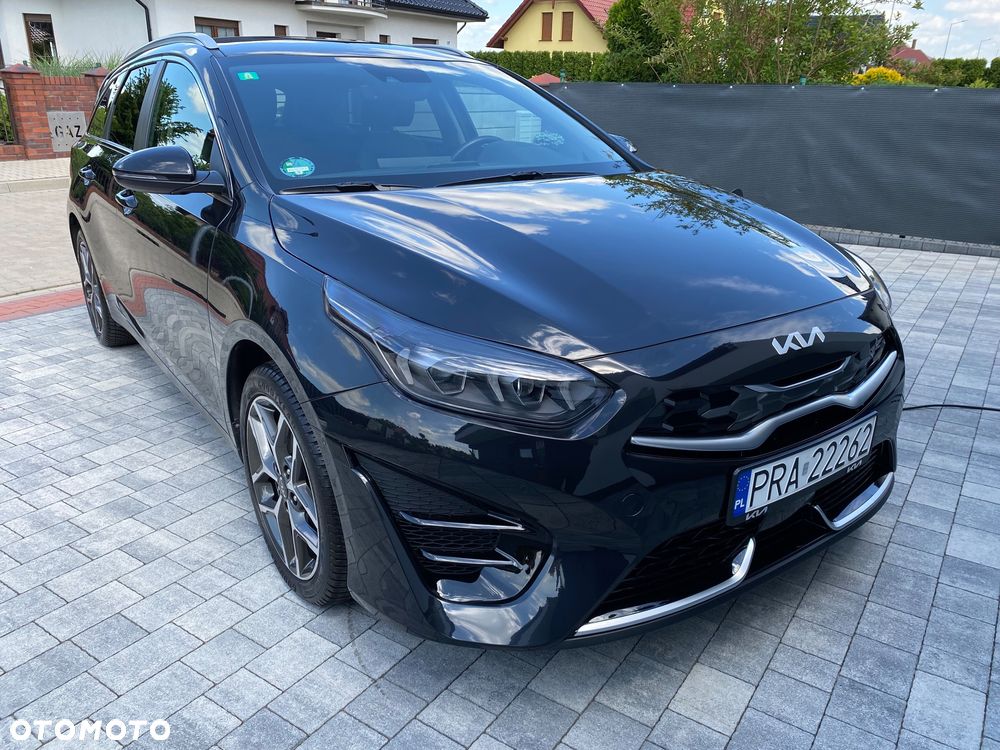 Kia Ceed 1.6 GDI PHEV Business Line DCT - 23