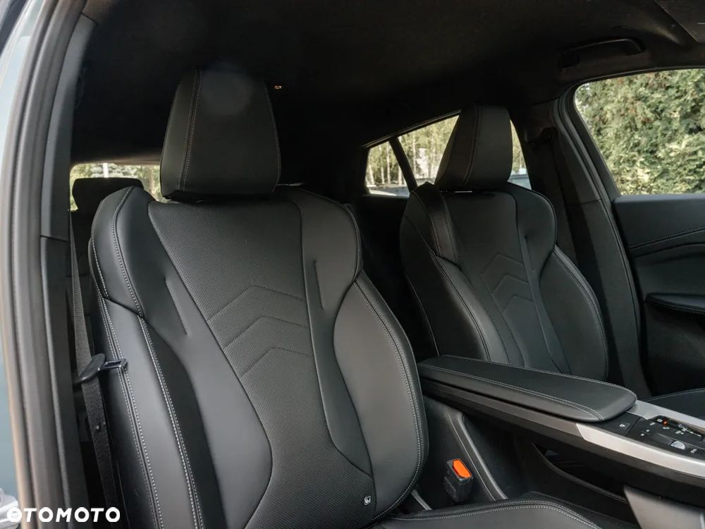 BMW X2 sDrive20i - 14