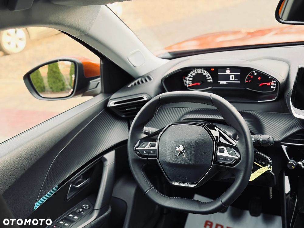 Peugeot 2008 Benzin 100 Style - 25