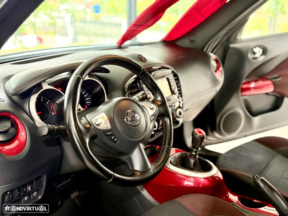 Nissan Juke 1.2 DIG-T Tekna S P.Ext.2 Red D. - 4