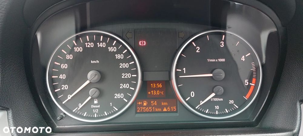 BMW Seria 3 318d - 33