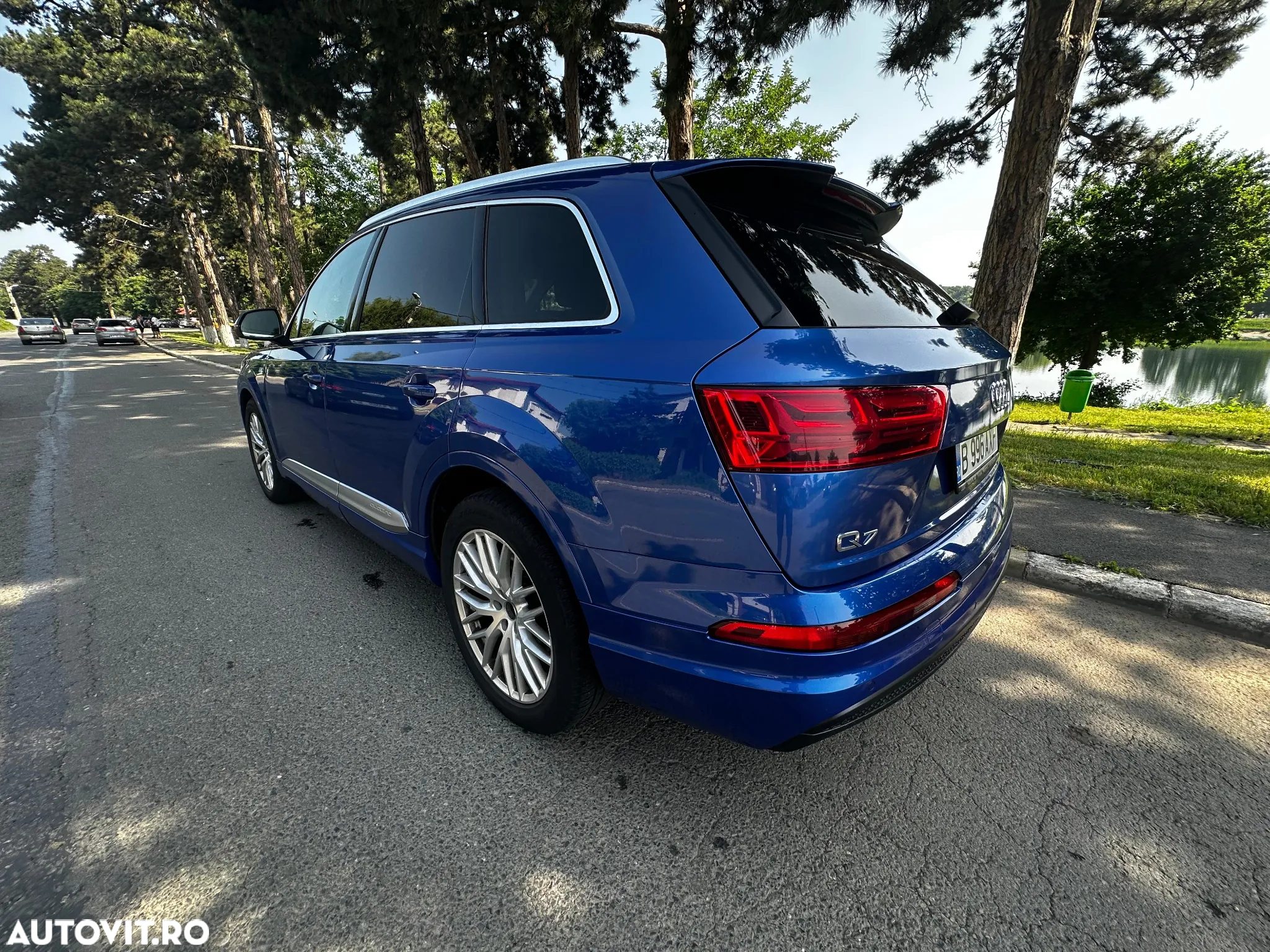 Audi Q7 3.0 ultra TDI Quattro Tiptronic - 4