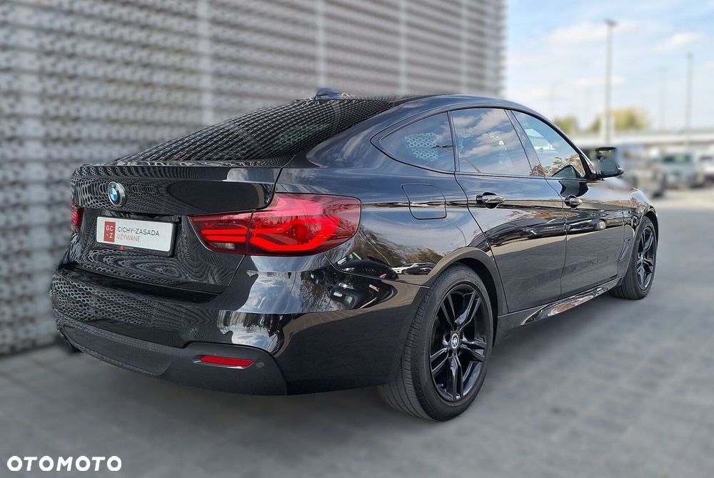 BMW Seria 3 320d xDrive mHEV M Sport - 37