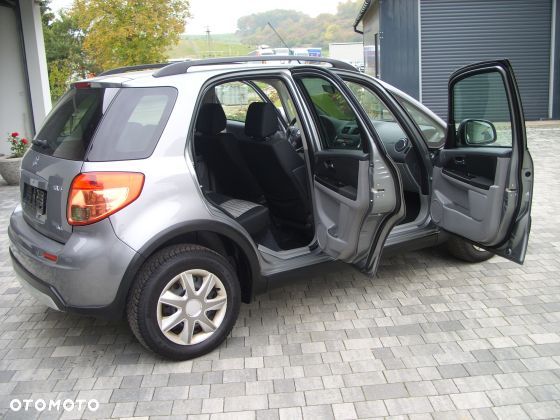 Suzuki SX4 2011