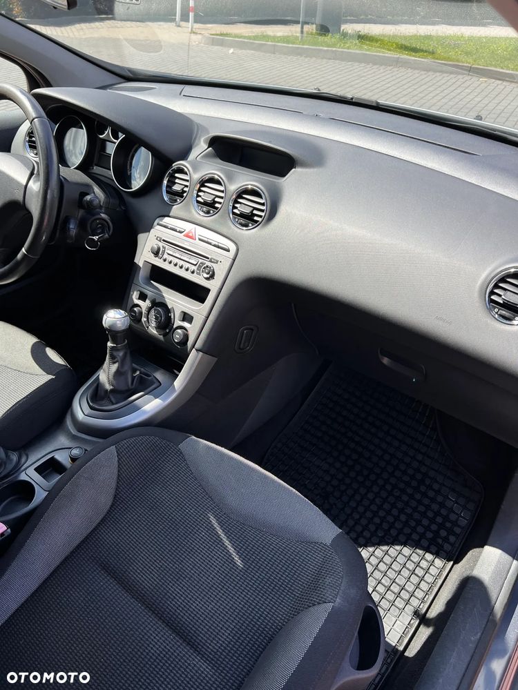Peugeot 308 1.6 HDi Presence - 16
