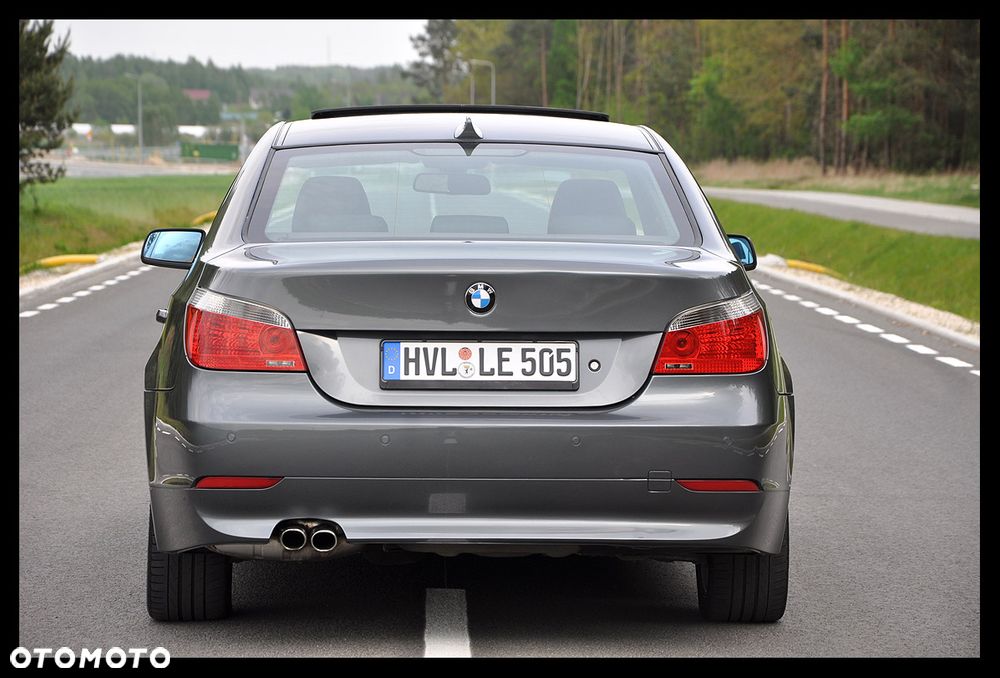 BMW Seria 5 525i - 10