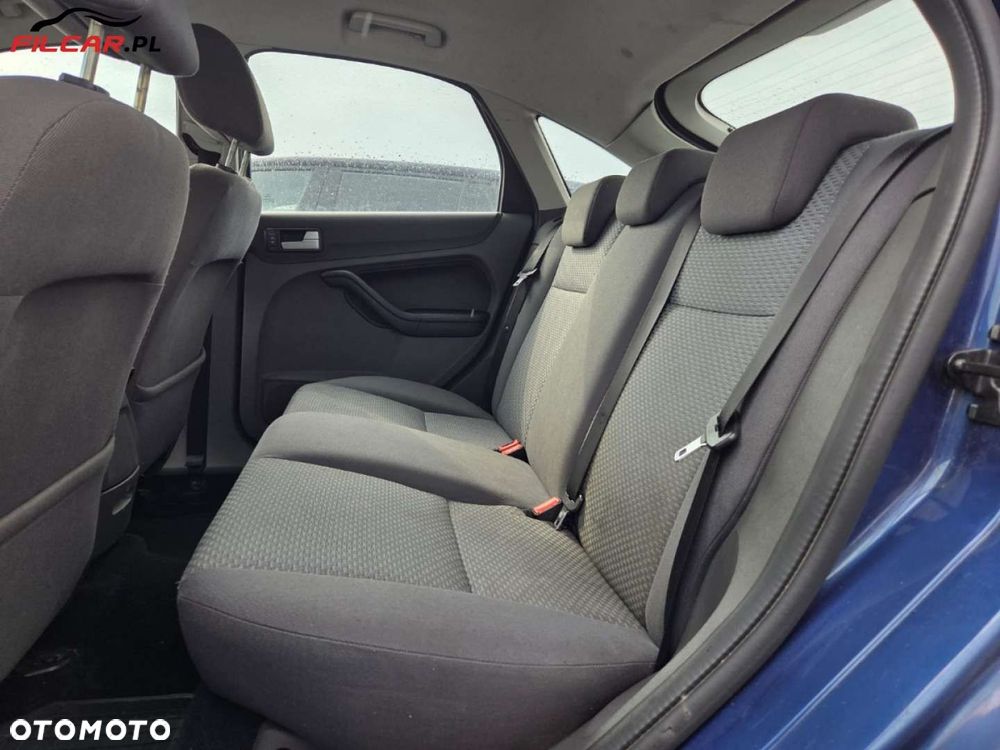 Ford Focus - 7