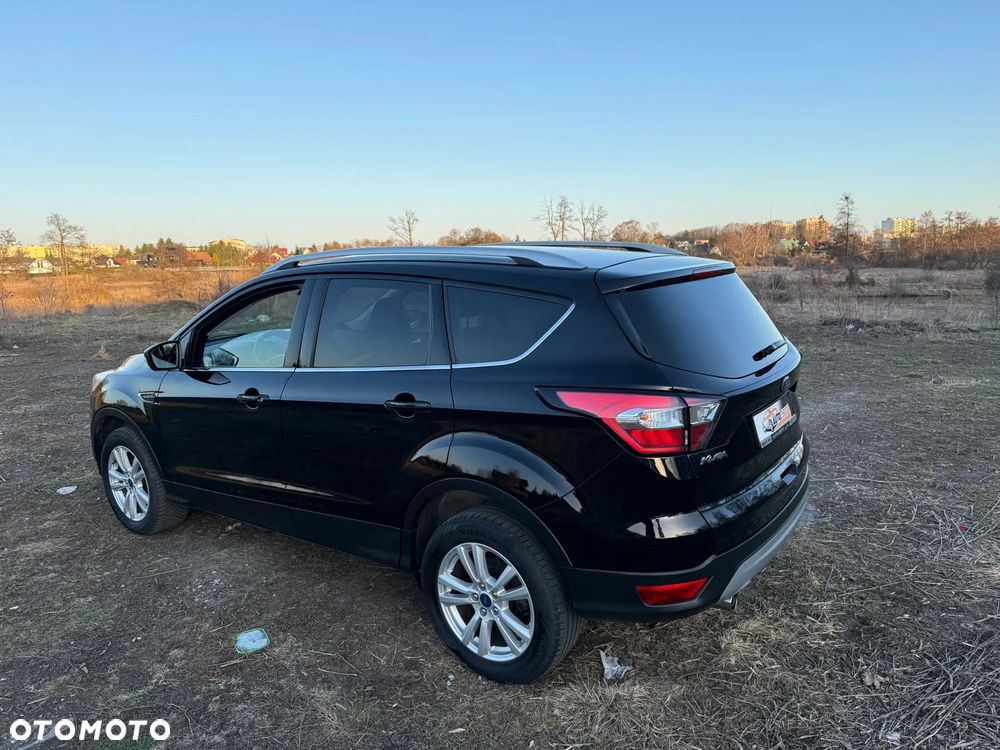 Ford Kuga 1.5 EcoBoost 2x4 Trend - 3