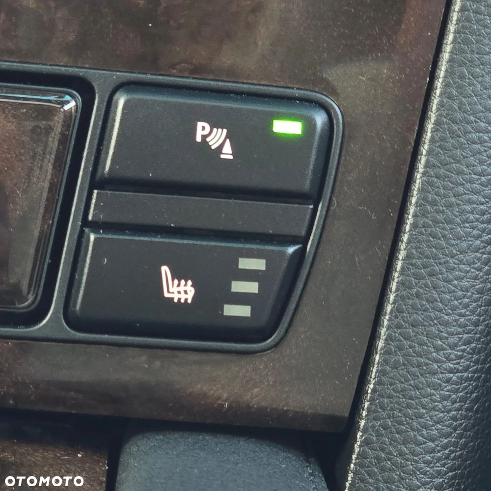 BMW Seria 5 530d Sport-Aut Edition Sport - 26