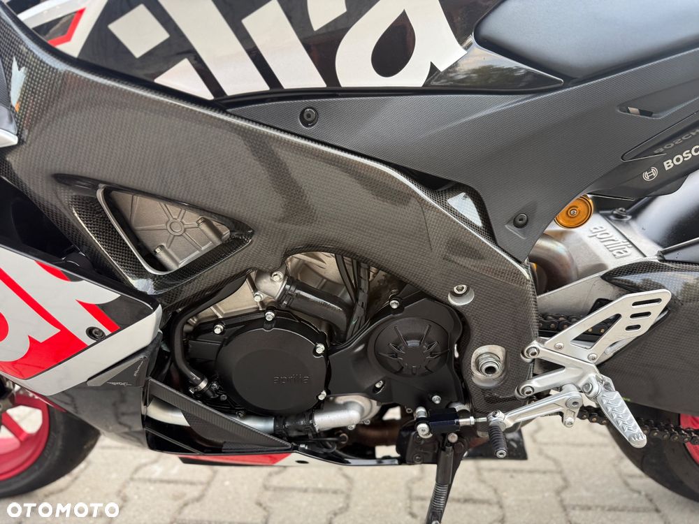 Aprilia RSV - 24