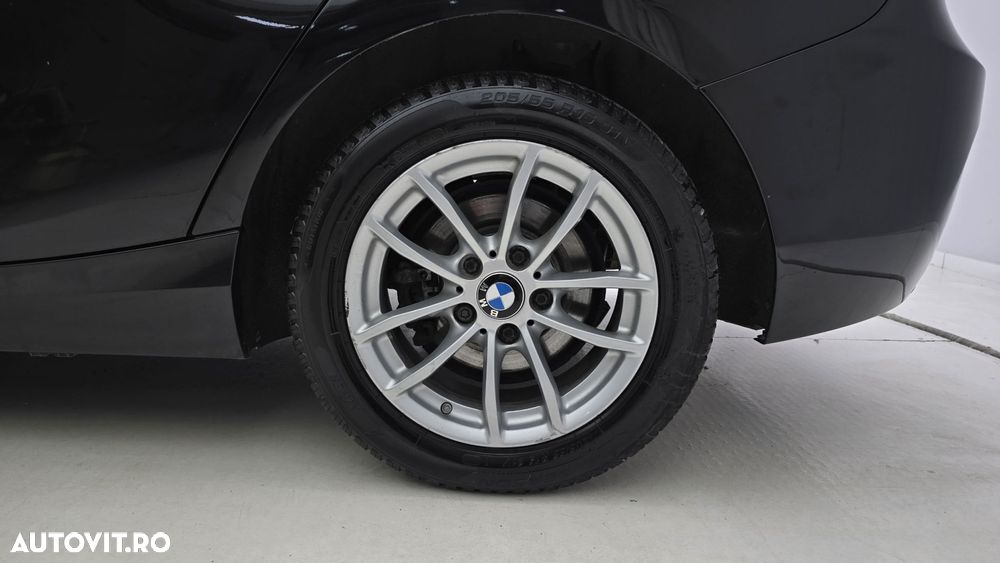 BMW Seria 1 - 22