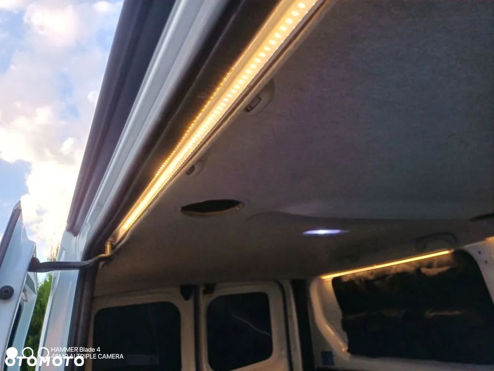 Opel Vivaro - 9