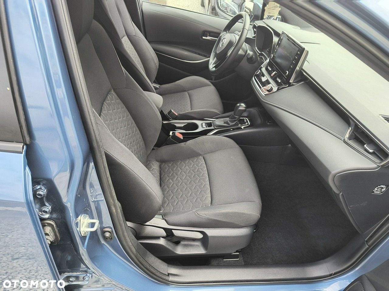 Toyota Corolla - 17