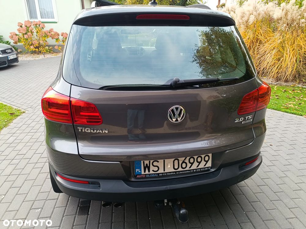 Volkswagen Tiguan - 11