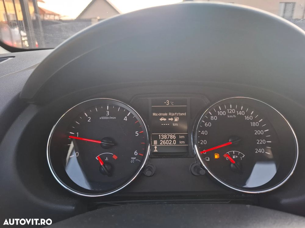 Nissan Qashqai 1.6 DCI DPF Start/Stop tekna - 4