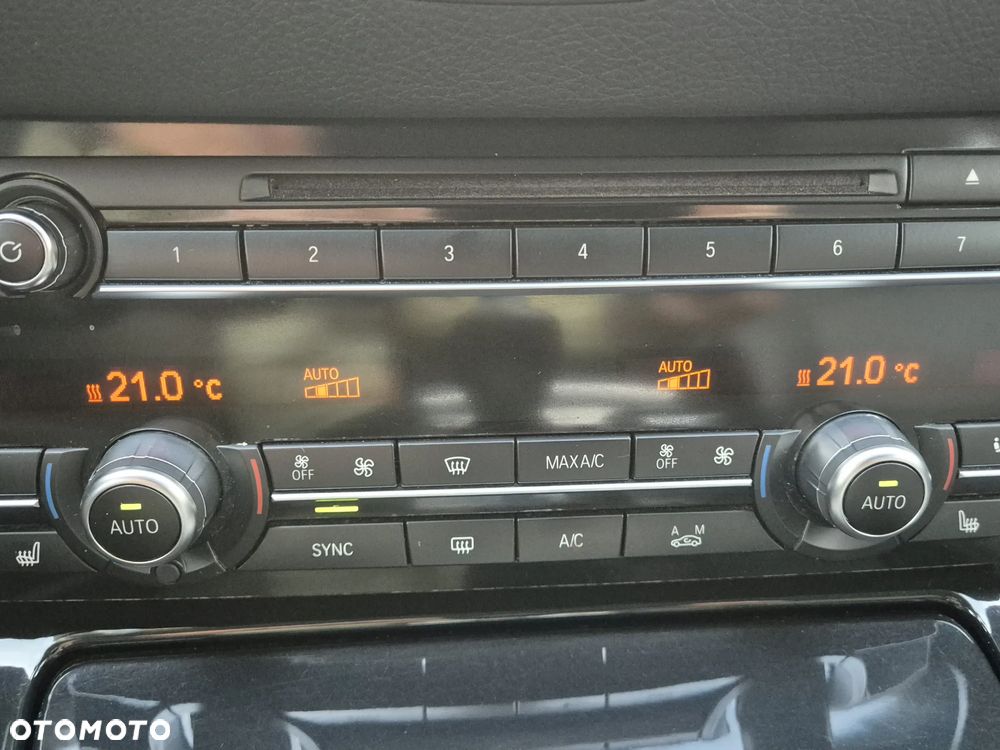 BMW Seria 5 520d - 12