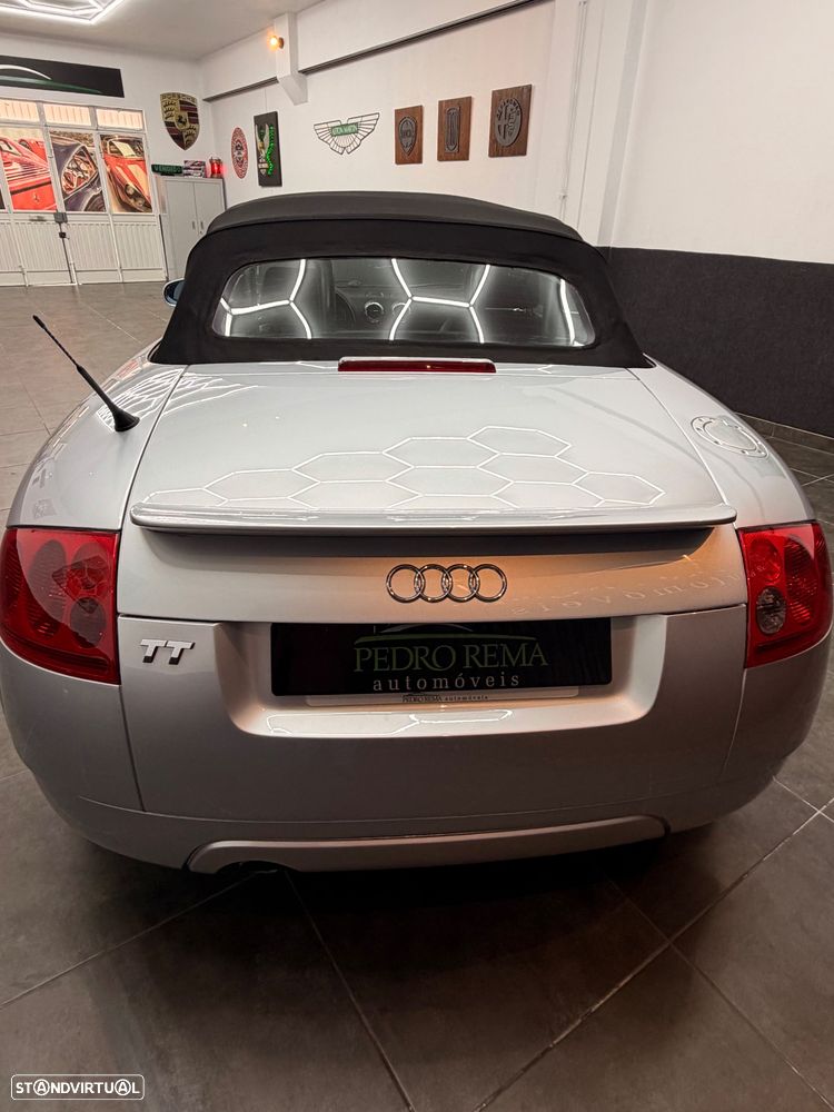 Audi TT Roadster 1.8 T - 14
