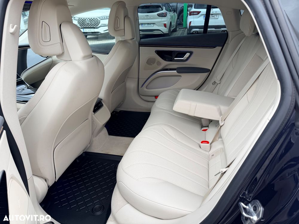 Mercedes-Benz EQS 350 - 10