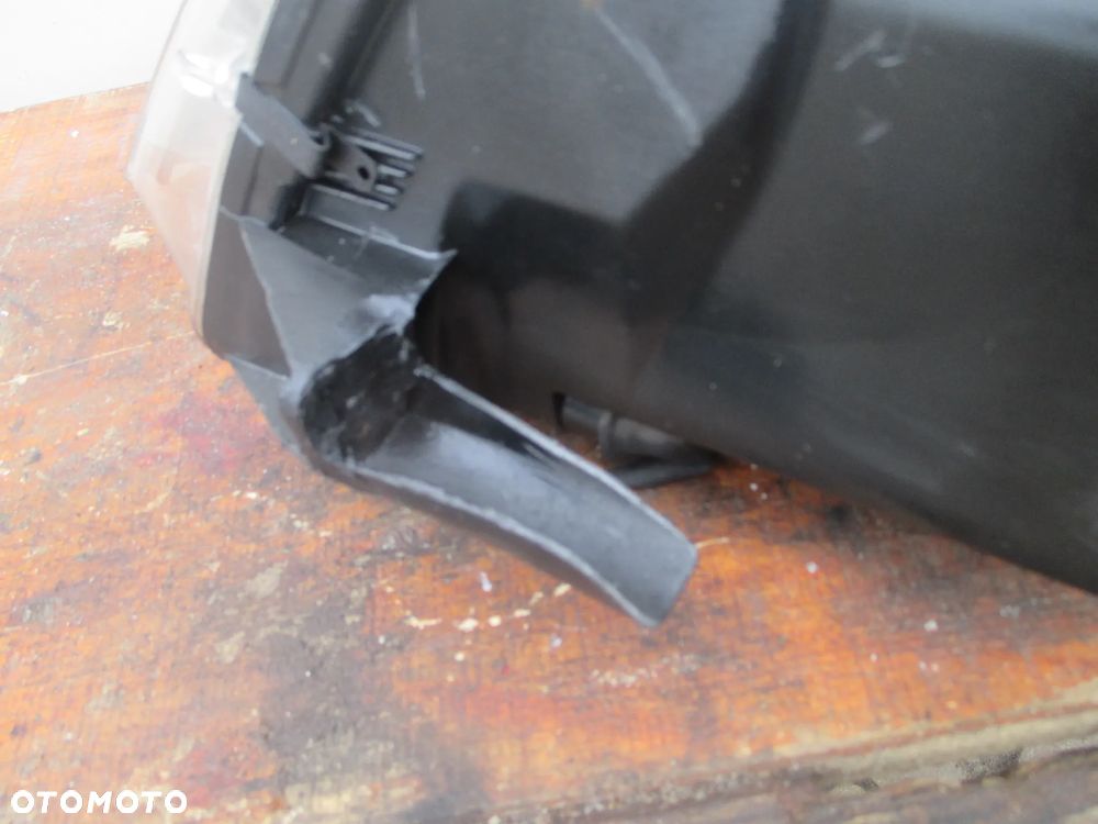 lampa prawa VW Passat B5 LIFT Hella Europa - 4