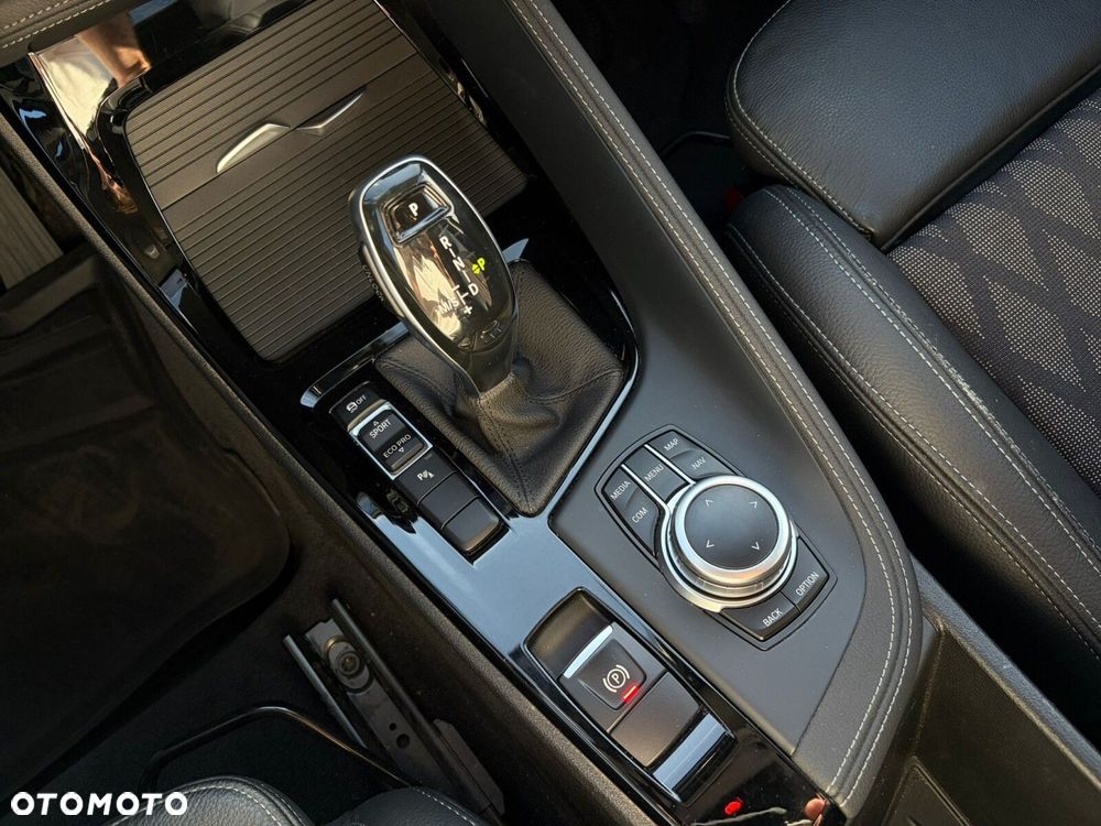 BMW X1 sDrive18i xLine - 21
