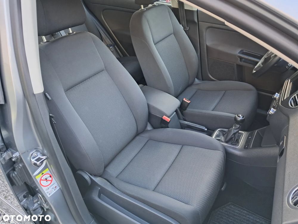 Volkswagen Golf Plus - 15
