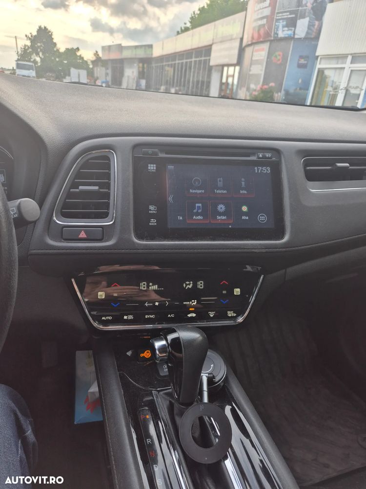 Honda HR-V 1.5 i-VTEC 4x2 CVT Executive - 8
