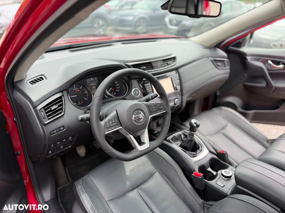 Nissan X-Trail 1.7 dCi ALL-MODE 4x4i Acenta - 33