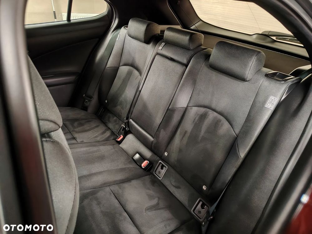 Lexus UX 250h Elegance 2WD - 24