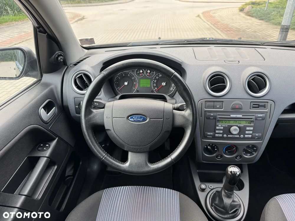 Ford Fusion - 29