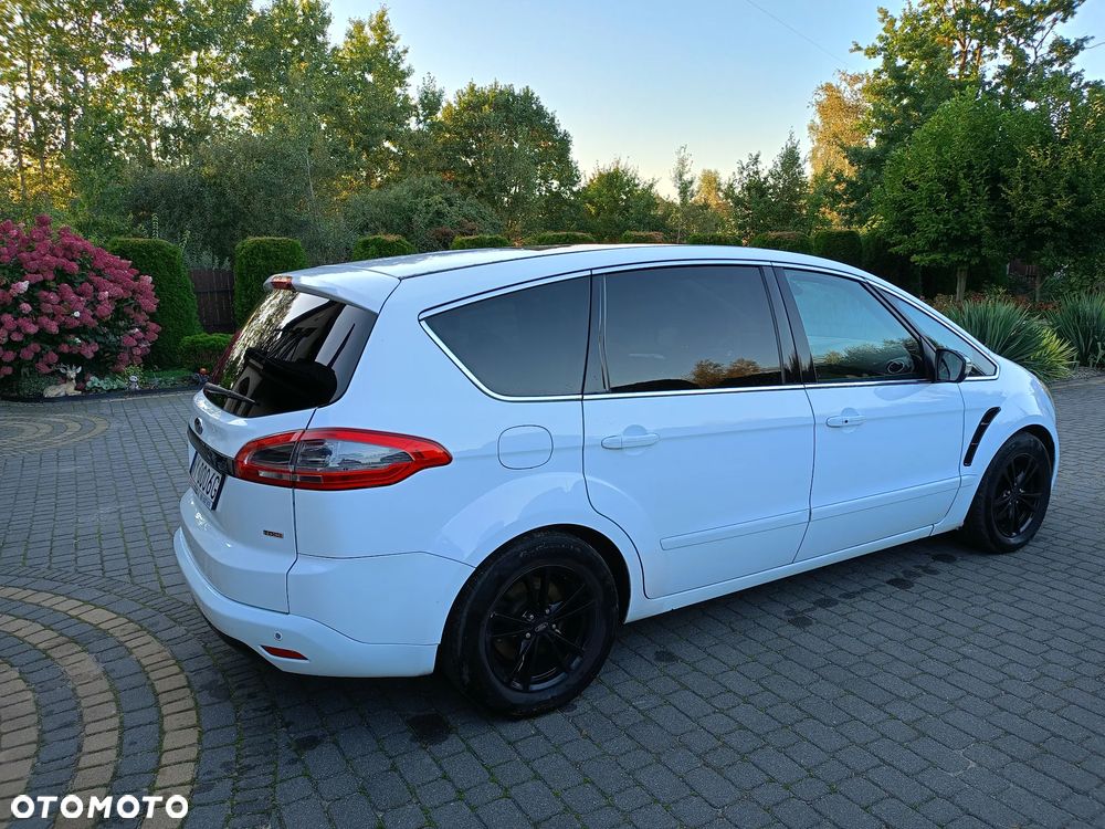 Ford S-Max 2010 photo 4