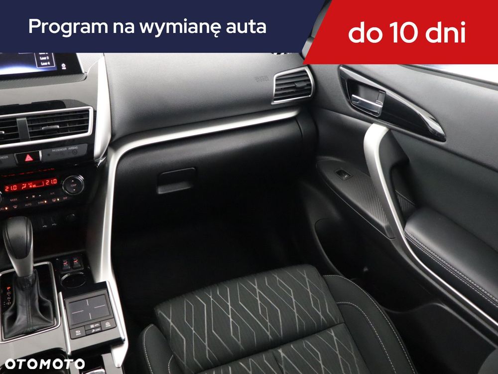 Mitsubishi Eclipse Cross - 10