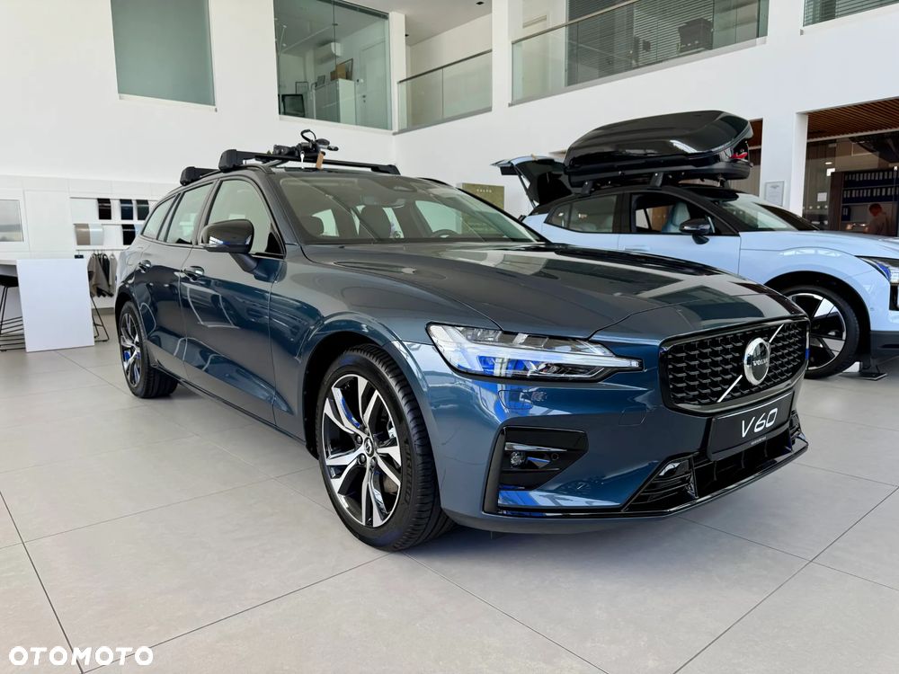 Volvo V60 B4 B Plus Dark - 3