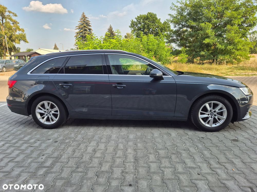 Audi A4 Avant 2.0 TDI ultra S tronic - 16