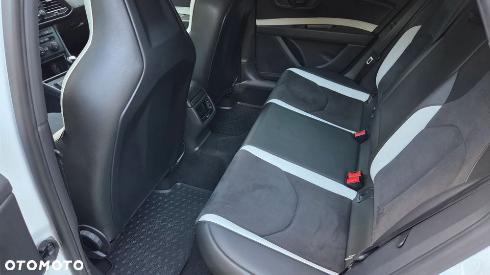 Seat Leon Sportstourer 2.0 TSI Cupra S&S 280 - 16