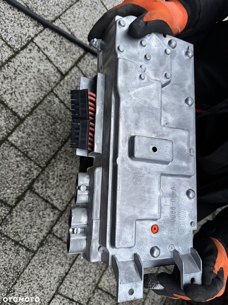 TESLA S 85D 13-16 DUAL MOTOR 3 FAZOWY ROZDZIELACZ WYSOKIEGO NAPIECIA EUROPA - 5