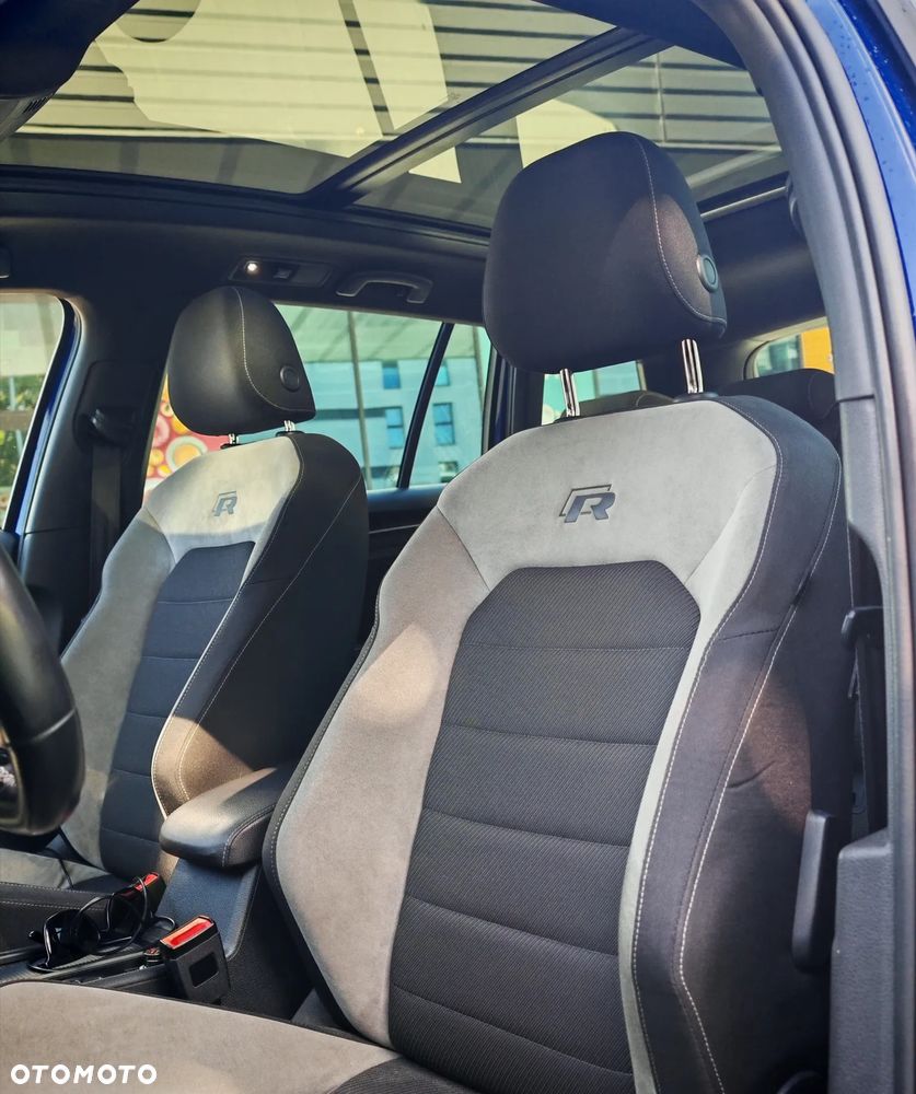Volkswagen Golf - 11